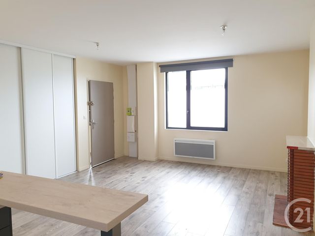 Appartement F2 à louer - 2 pièces - 50.0 m2 - ROMORANTIN LANTHENAY - 41 - CENTRE - Century 21 Sologne Immobilier